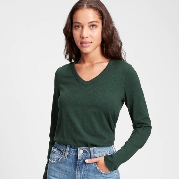 Brand new Gap ForeverSoft Crewneck - Picture 2 of 2